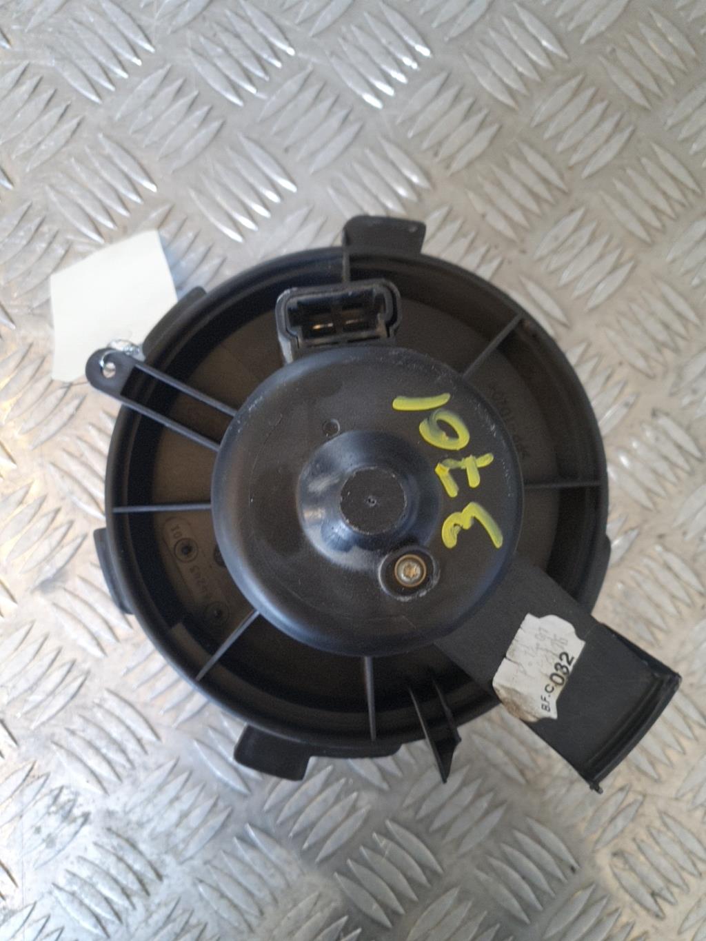 Pulseur d'air PEUGEOT 206 PHASE 1 Diesel - 1