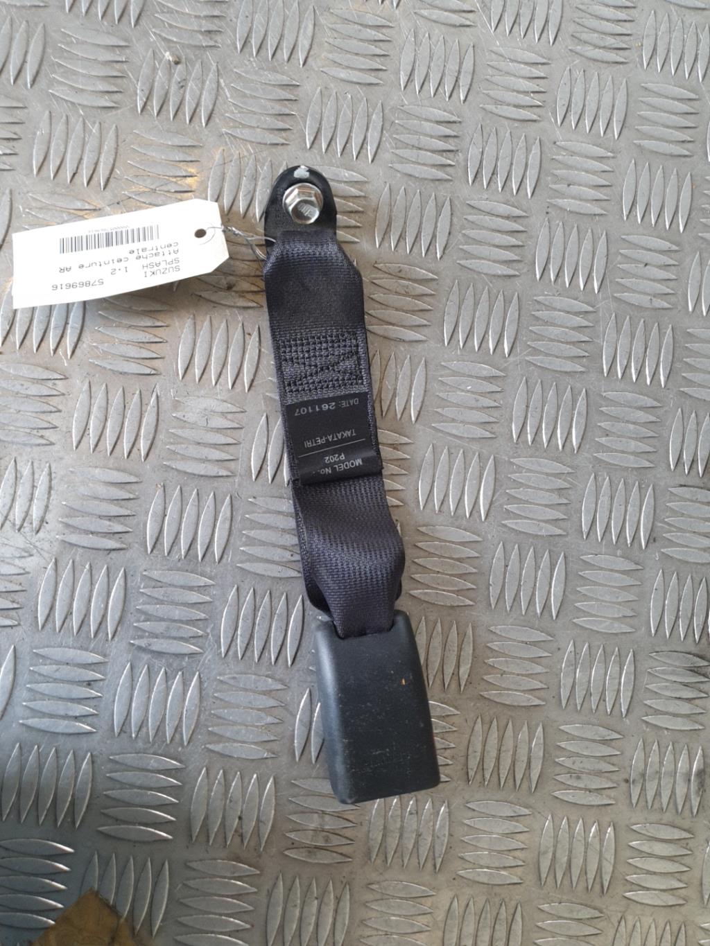 Attache ceinture arriere centrale SUZUKI SPLASH Essence - 1