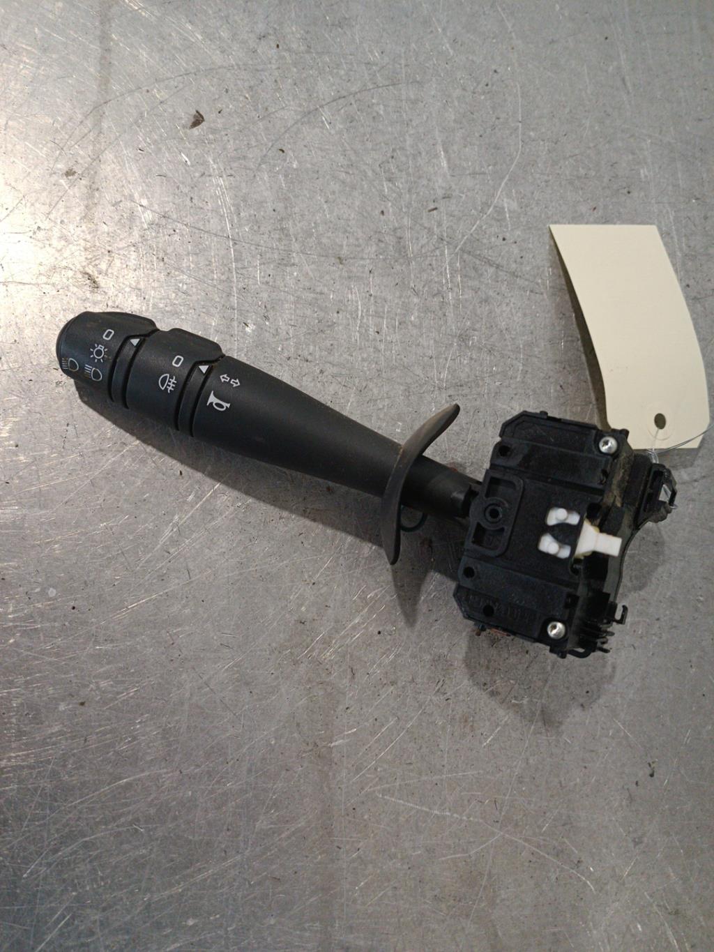 Commodo phare RENAULT TWINGO 2 PHASE 1 Diesel - 1