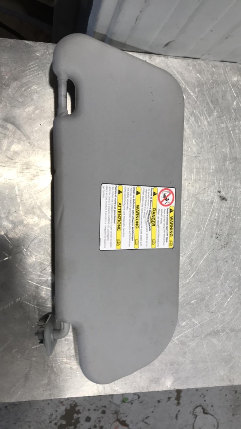 Pare soleil droit MAZDA 3 1 PHASE 1 Diesel - 1