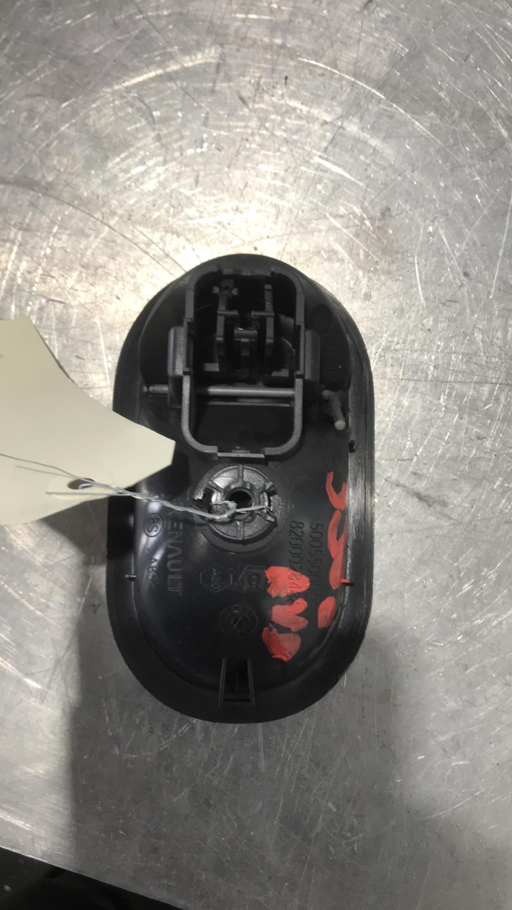 Maniglia interna anteriore destra RENAULT CLIO 3 PHASE 2 BREAK Diésel - 1