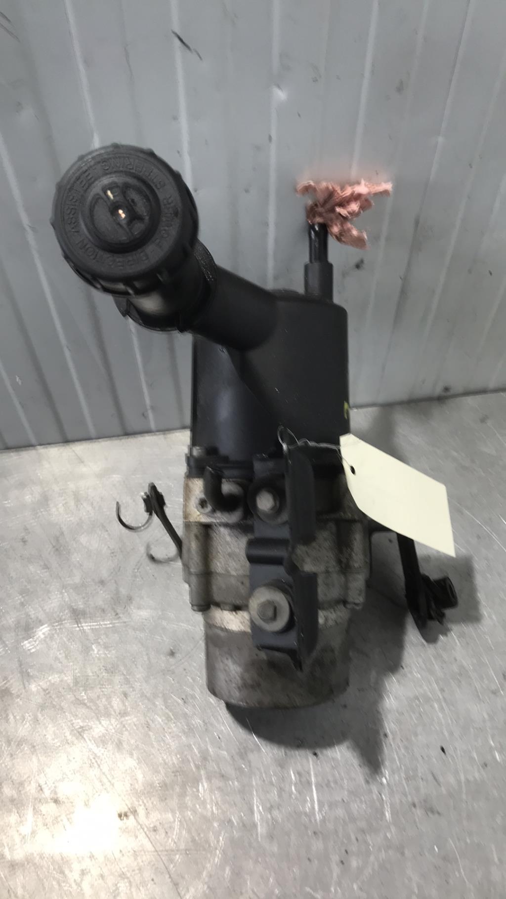 Pompe de direction CITROEN C4 1 PHASE 1 COUPE Diesel - 1