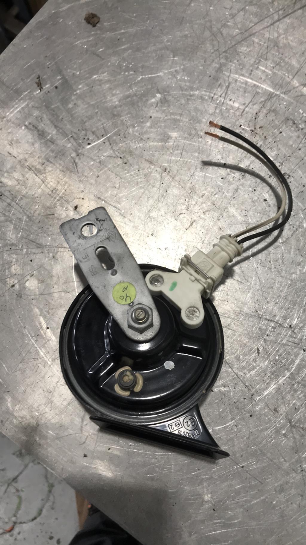 Avertisseur/Klaxon RENAULT MEGANE 2 PHASE 2 Essence - 1