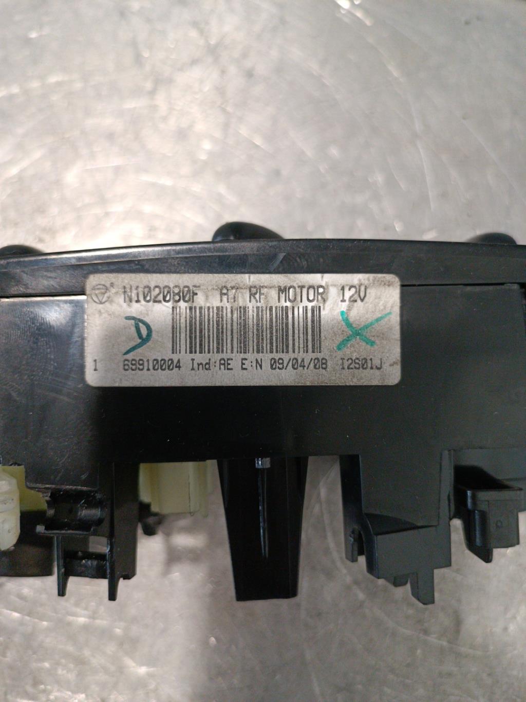 Commande chauffage PEUGEOT 207 PHASE 1 CABRIOLET Diesel - 1