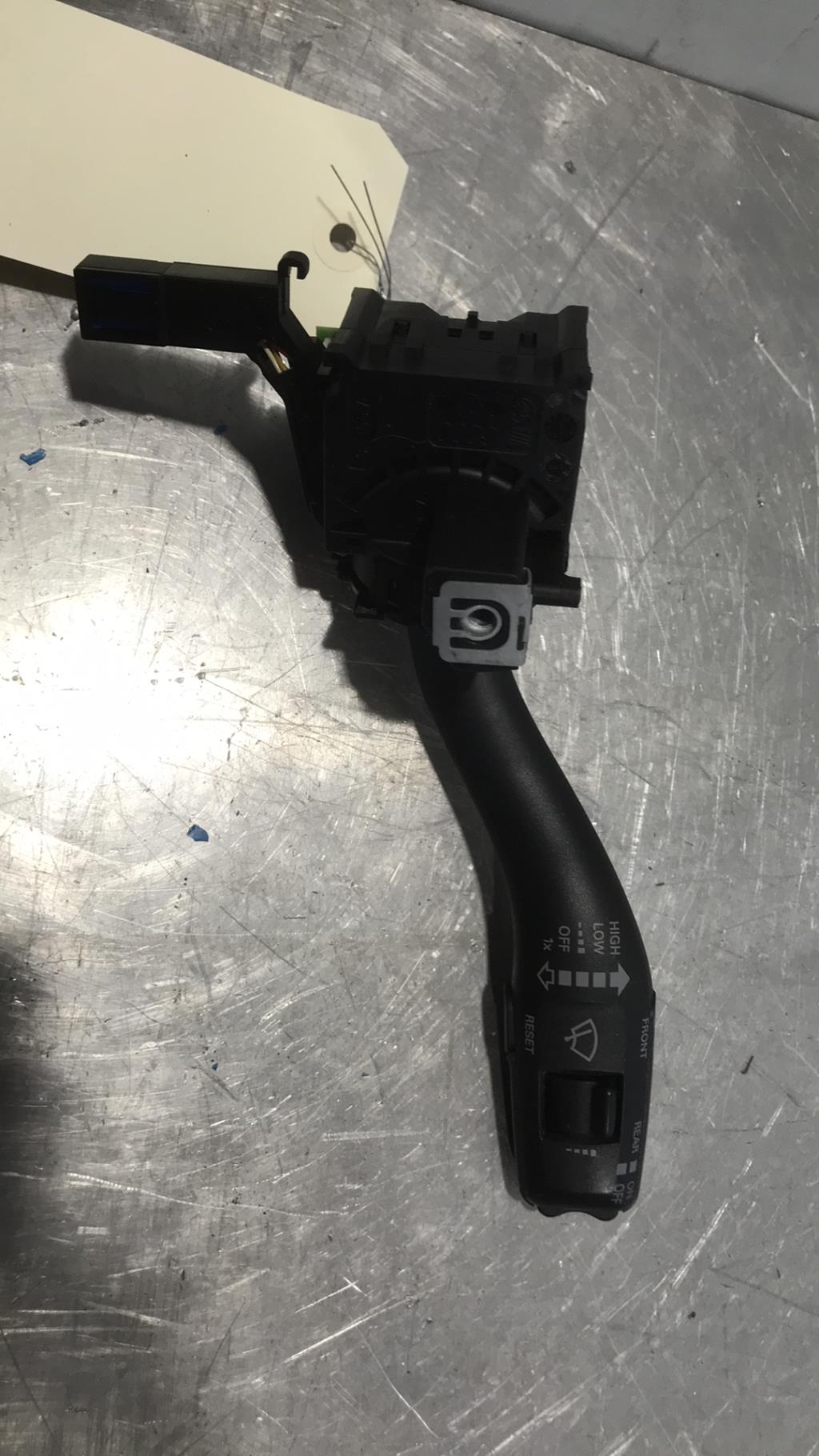 Commodo d'essuie glaces AUDI A3 2 PHASE 2 Diesel - 1