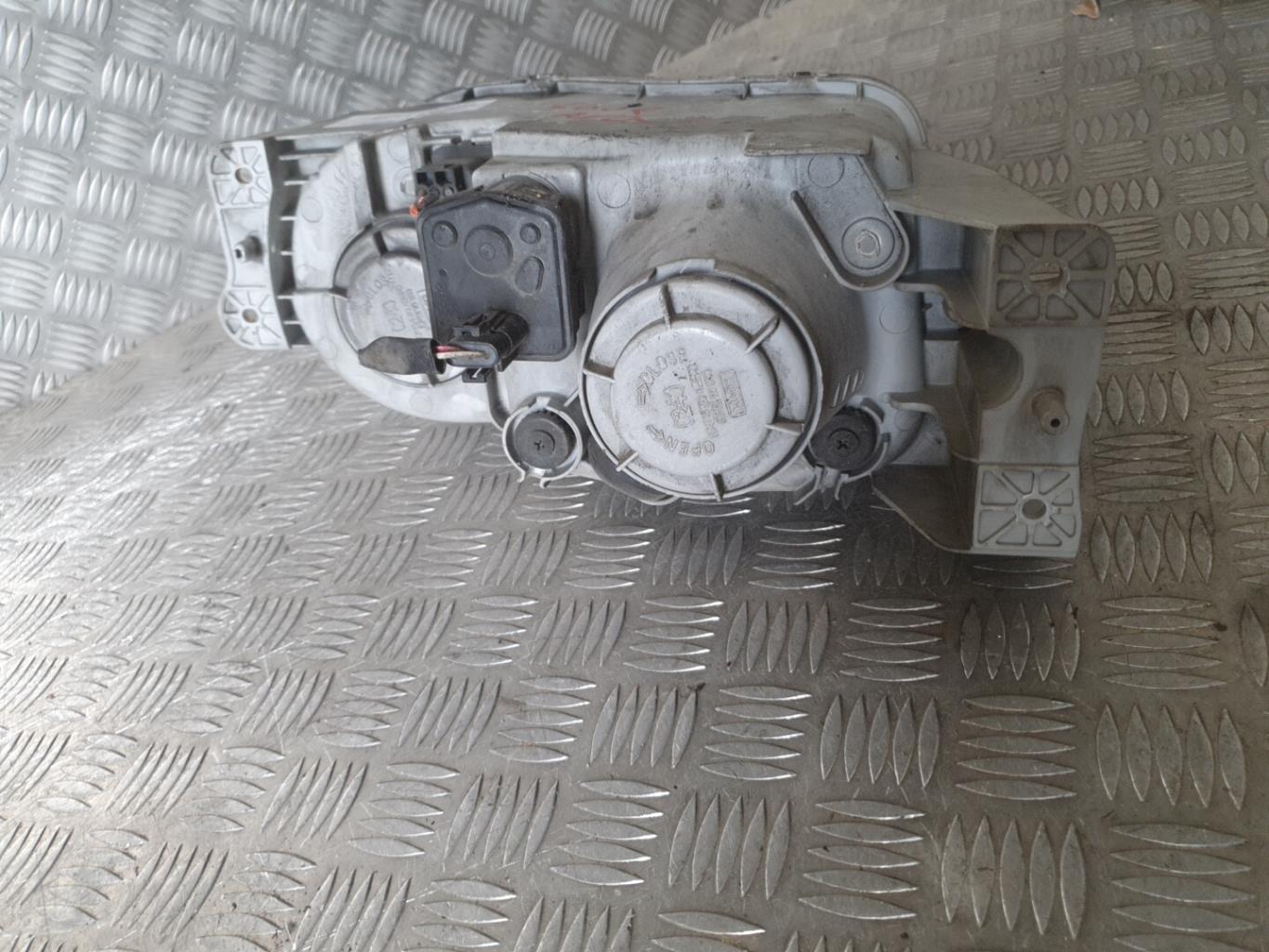 Gruppo ottico anteriore principale sinistro (luci)(faro) HYUNDAI COUPE 1 Gasolina - 1