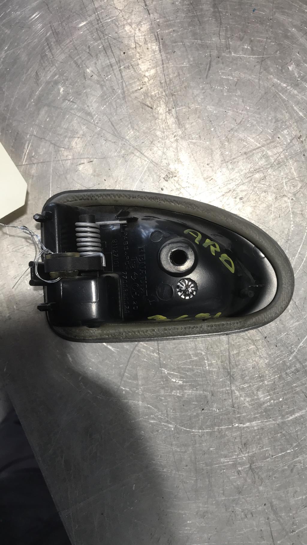 Maniglia interna posteriore destra RENAULT MEGANE 1 PHASE 1 Gasolina - 1