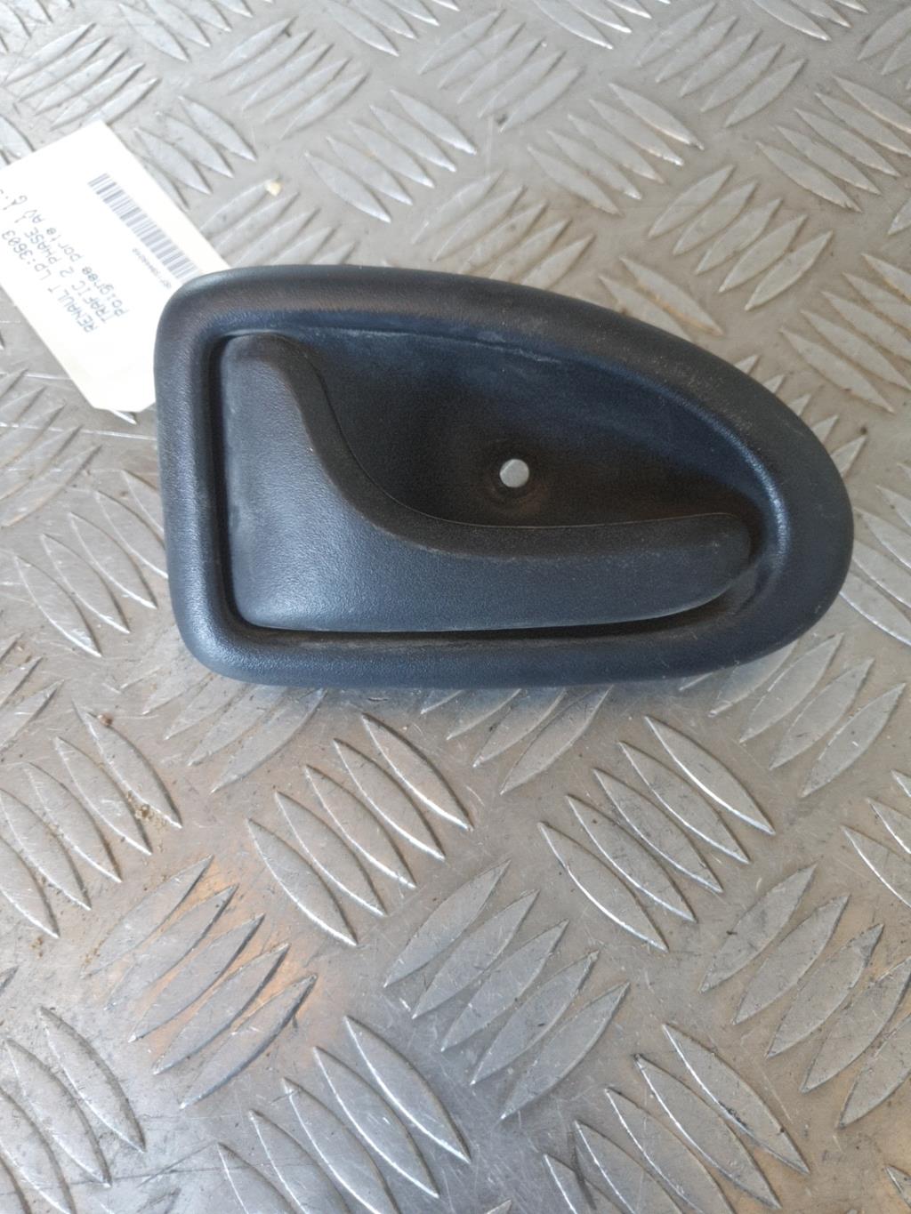 Maniglia portiera anteriore sinistra RENAULT TRAFIC 2 PHASE 1 Diésel - 1
