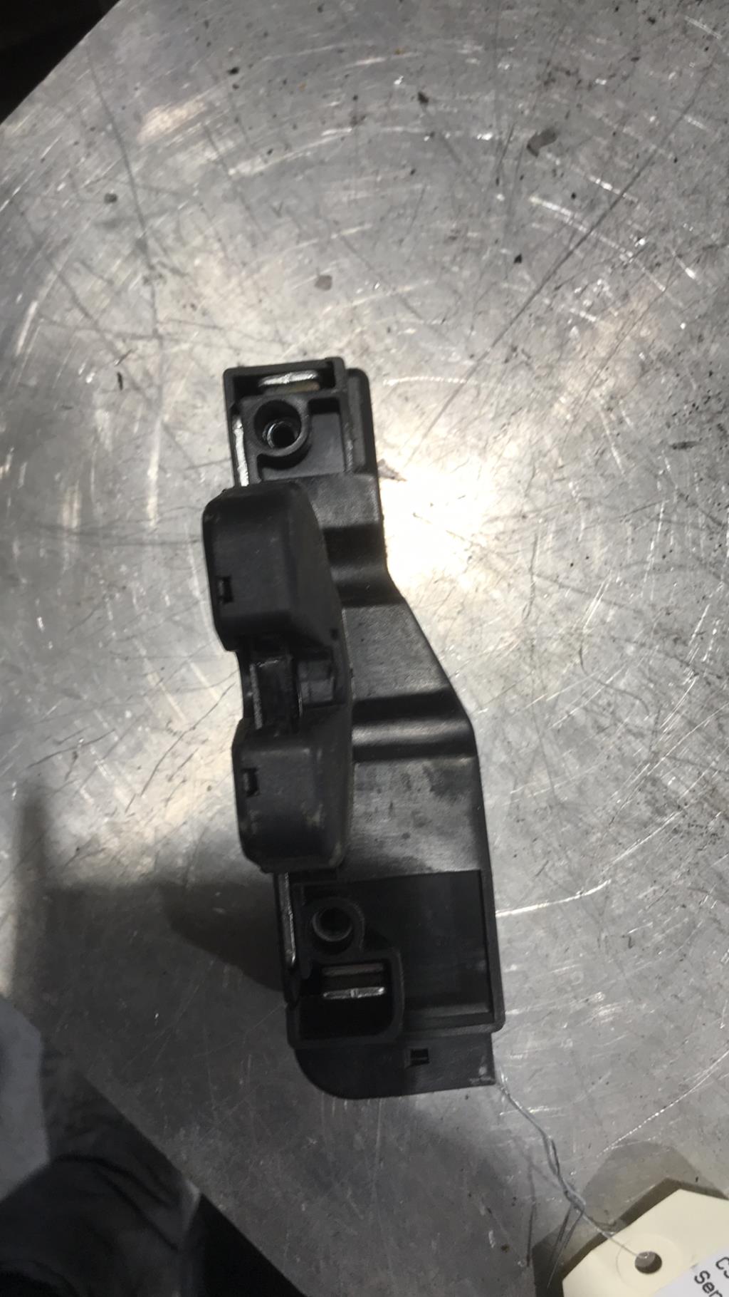 Serrure de hayon CITROEN C3 1 PHASE 2 Essence - 1