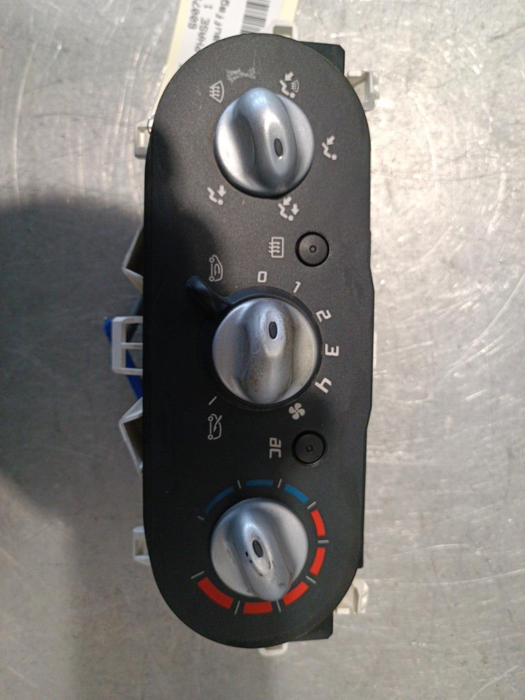 Commande chauffage RENAULT TWINGO 2 PHASE 1 Diesel - 1