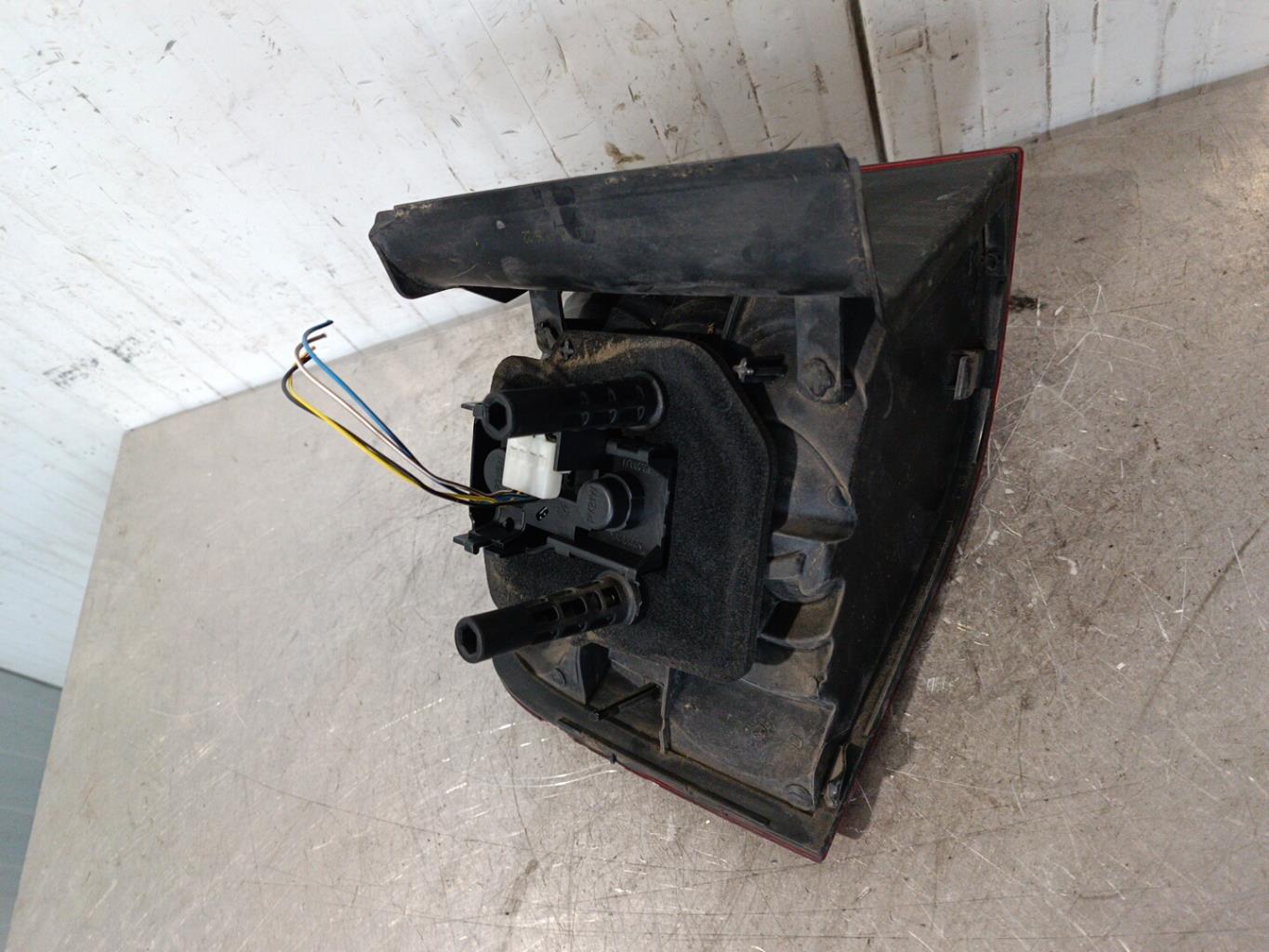 Fanale posteriore principale destro (luci) FIAT STILO BREAK Diésel - 1