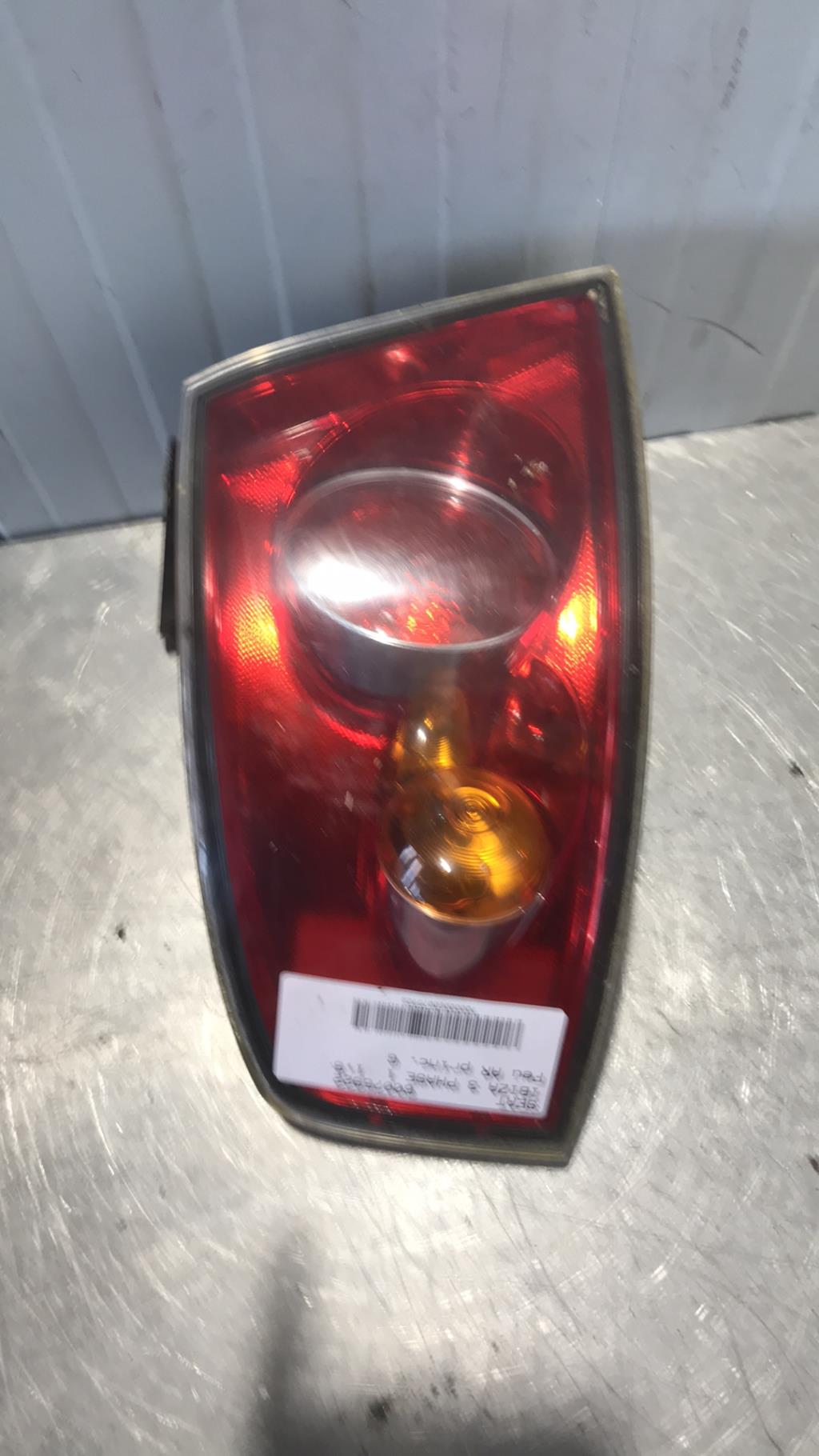 Fanale posteriore principale sinistro (luci) SEAT IBIZA 3 PHASE 1 Diésel - 1