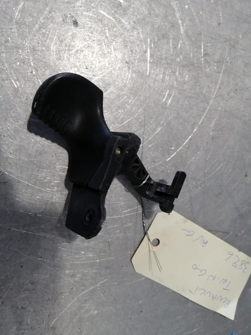 Maniglia portiera anteriore sinistra RENAULT TWINGO 1 PHASE 3 Gasolina - 1