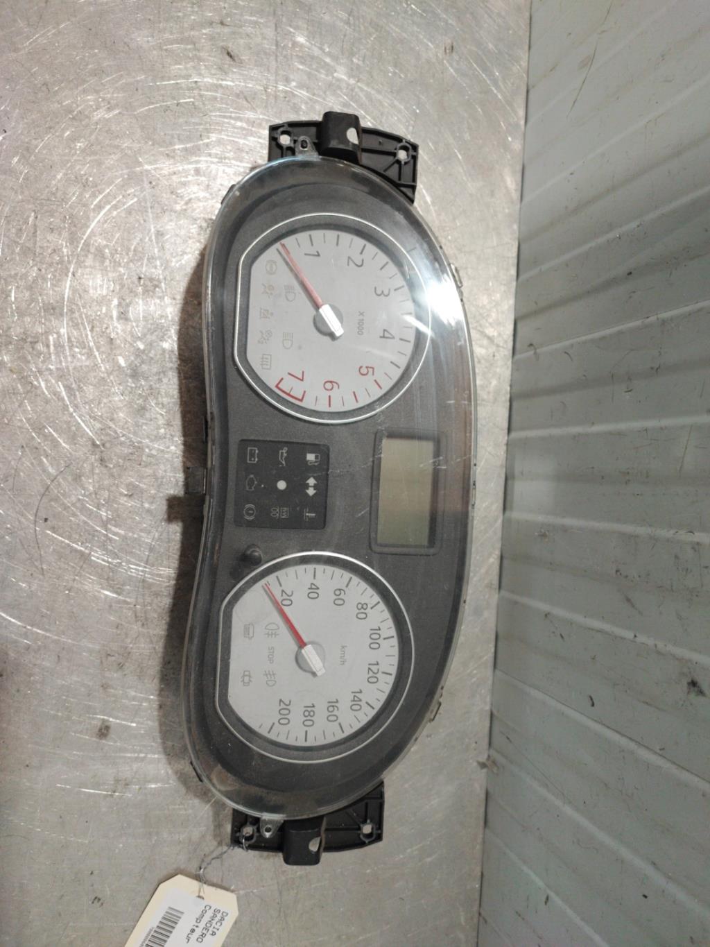 Compteur DACIA SANDERO 1 Diesel - 1