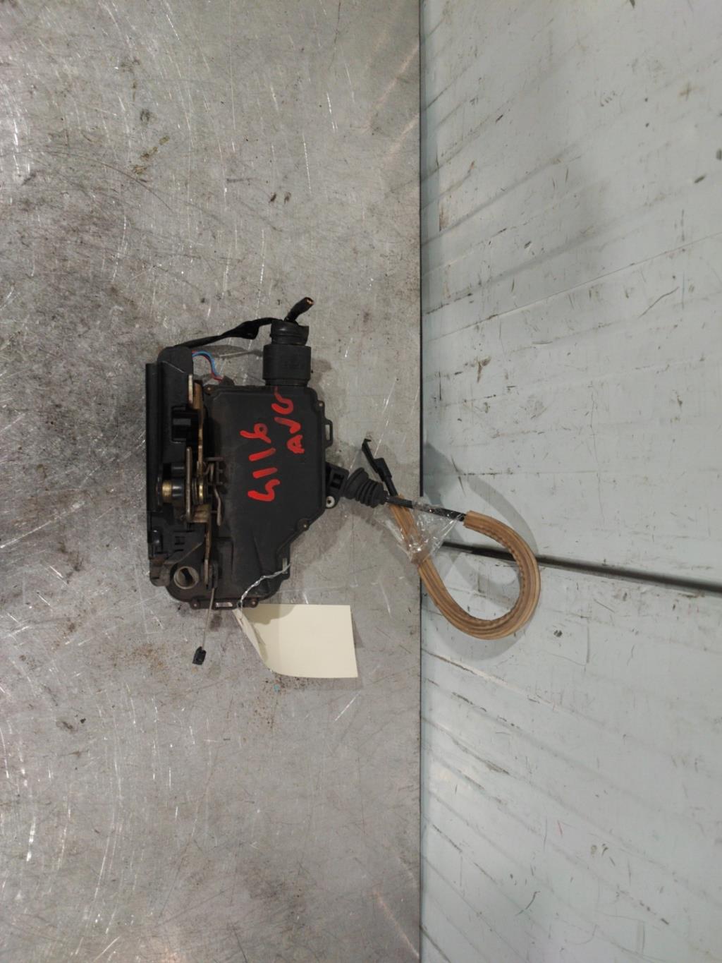 Fermeture centralisee avant gauche SEAT LEON 1 Diesel - 1
