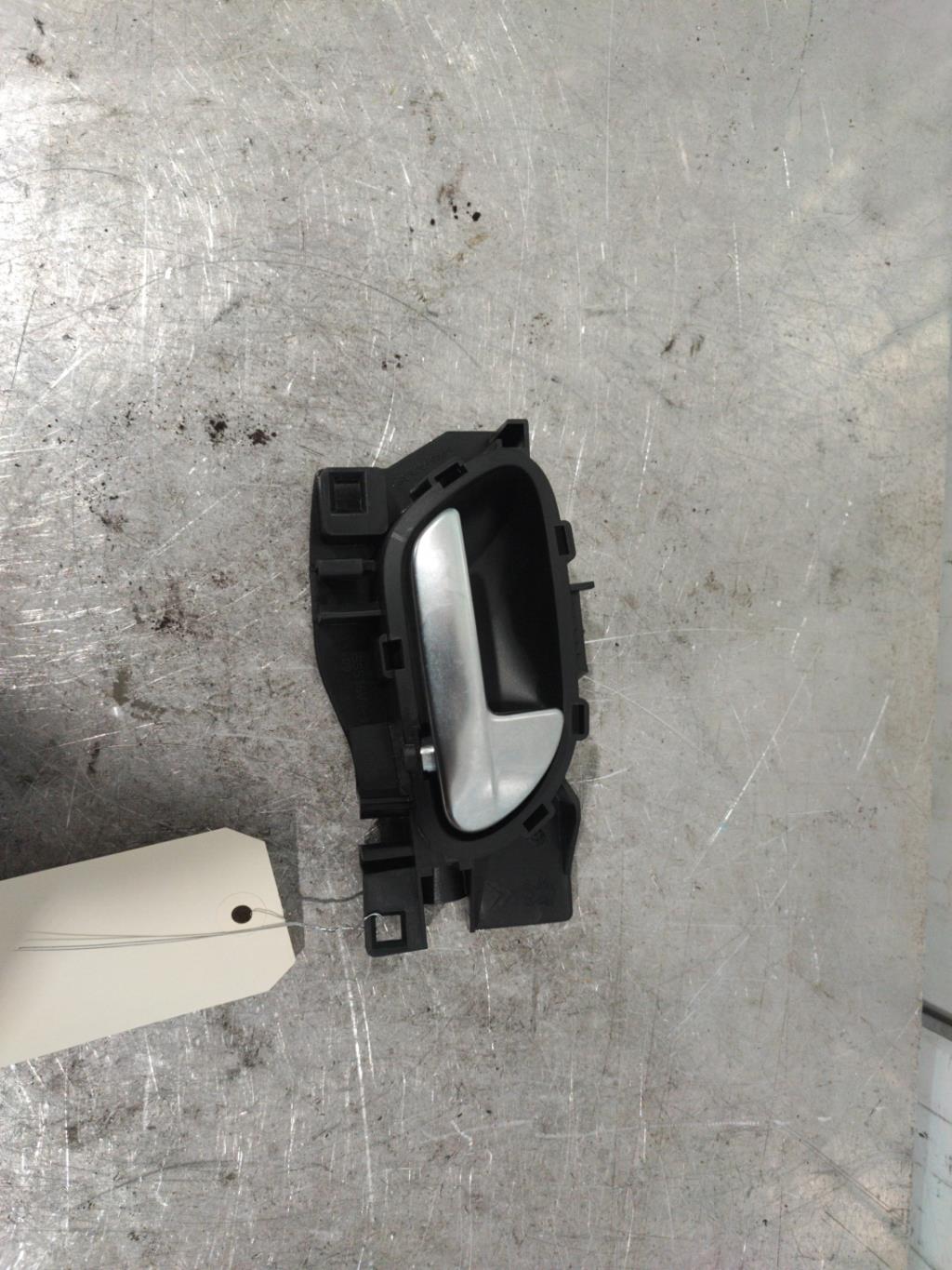 Maniglia interna posteriore destra PEUGEOT 208 1 PHASE 2 Gasolina - 1