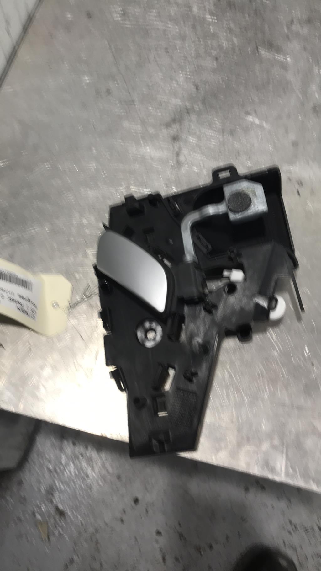 Maniglia interna posteriore sinistra CITROEN C5 1 PHASE 2 Diésel - 1