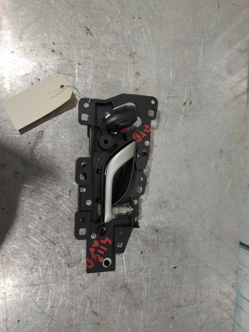 Maniglia interna anteriore destra HONDA CIVIC 8 PHASE 1 Diésel - 1
