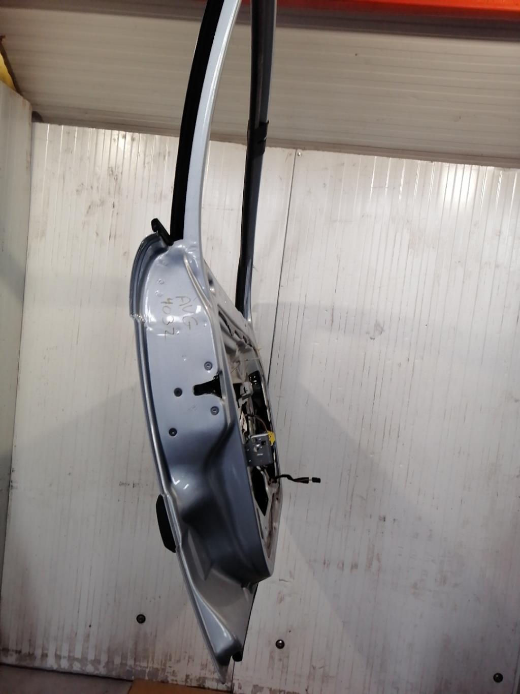 Porte avant gauche CITROEN C5 1 PHASE 2 Diesel - 1