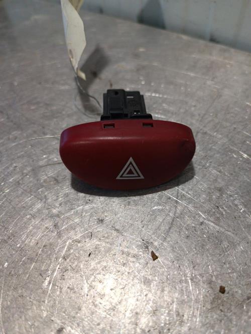 Bouton D'interrupteur Warning (clignotants) Pour Peugeot 206 - Réf. 6554.L0 / 40377877 | Pièce D'origine Allemagne