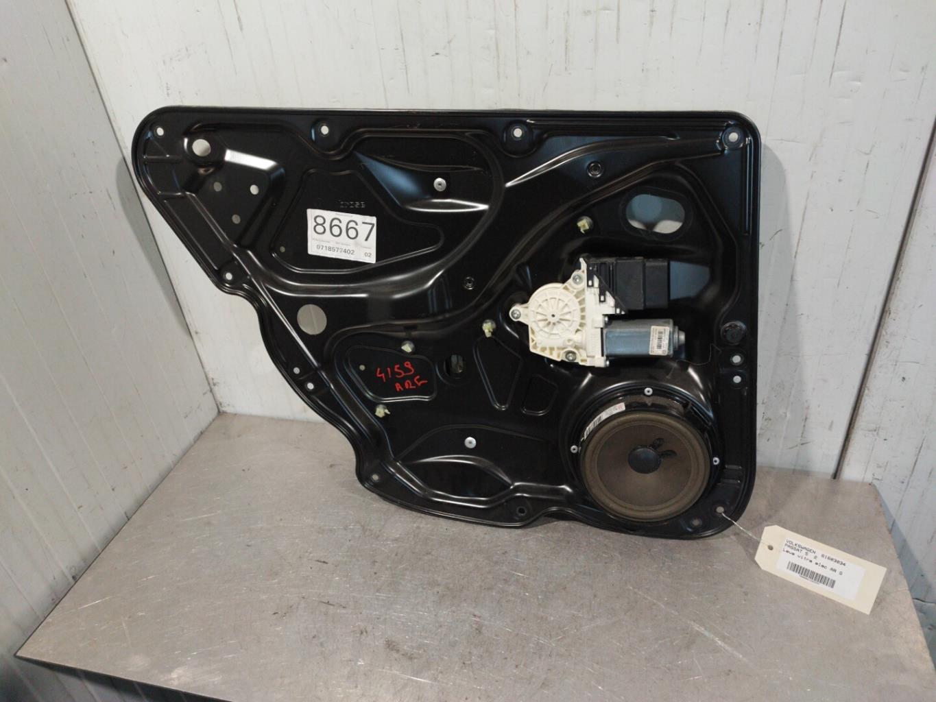 Alzacristalli elettrico posteriore sinistro VOLKSWAGEN PASSAT 5 Diésel - 1