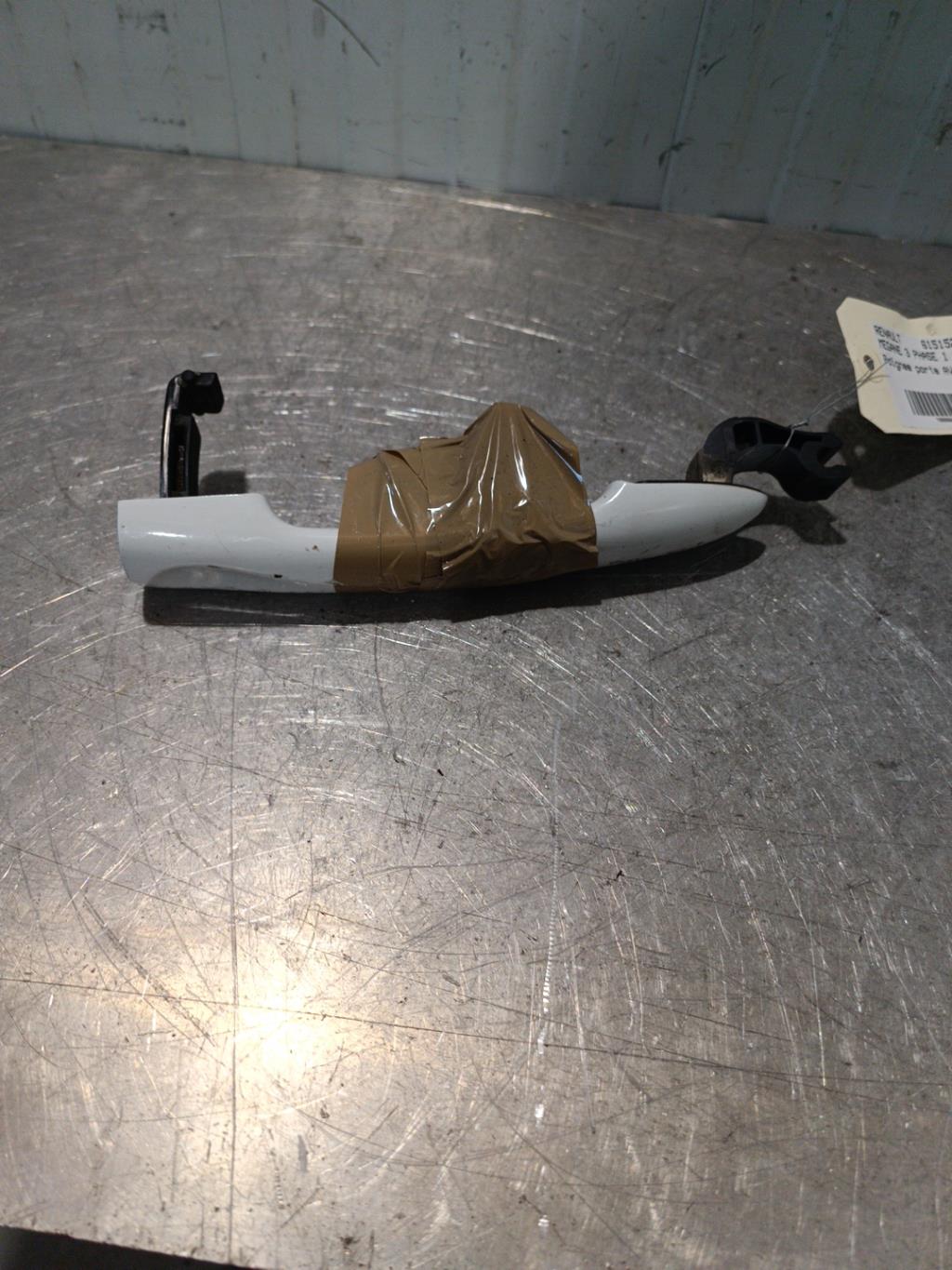 Maniglia portiera anteriore destra RENAULT MEGANE 3 PHASE 1 Diésel - 1