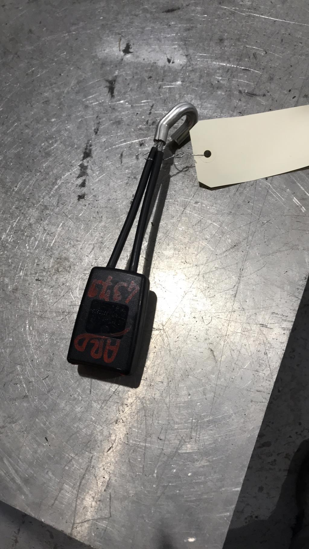 Aggancio cintura sicurezza posteriore destro SEAT LEON 1 Diésel - 1
