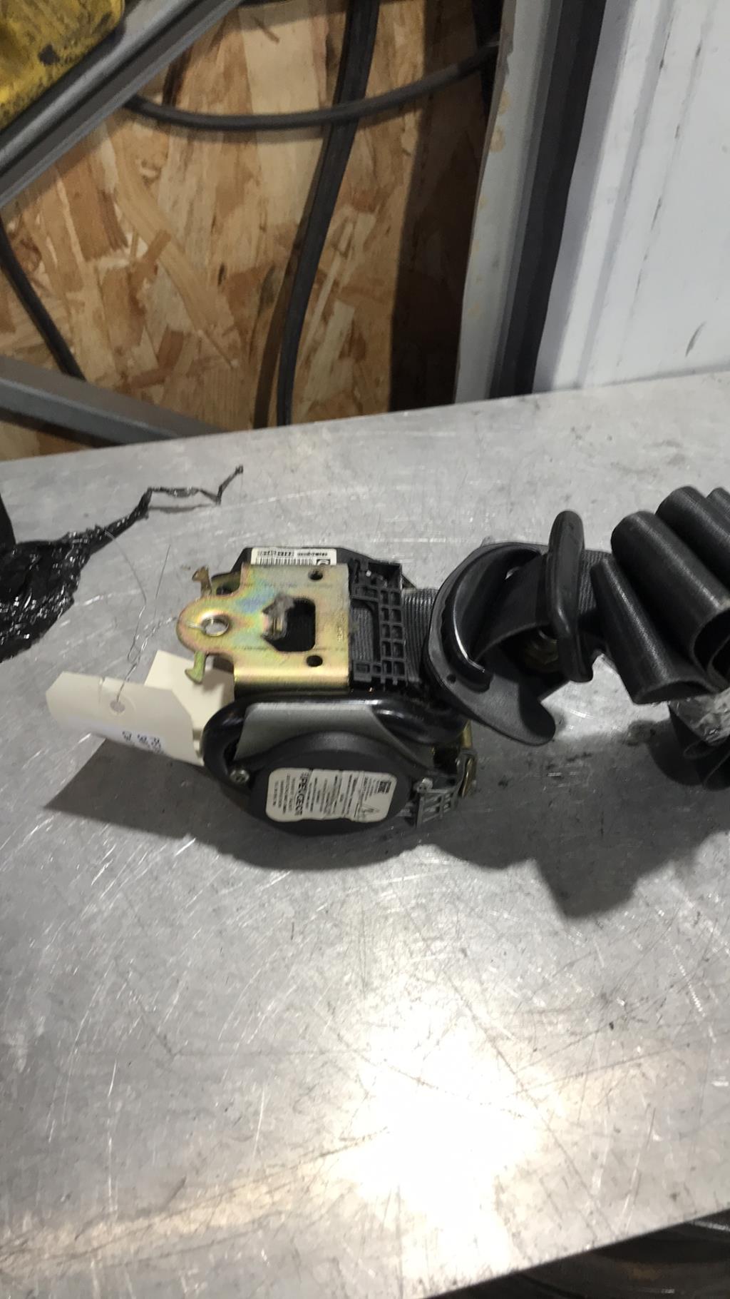 Cintura di sicurezza anteriore sinistra PEUGEOT 307 PHASE 1 BREAK Diésel - 1
