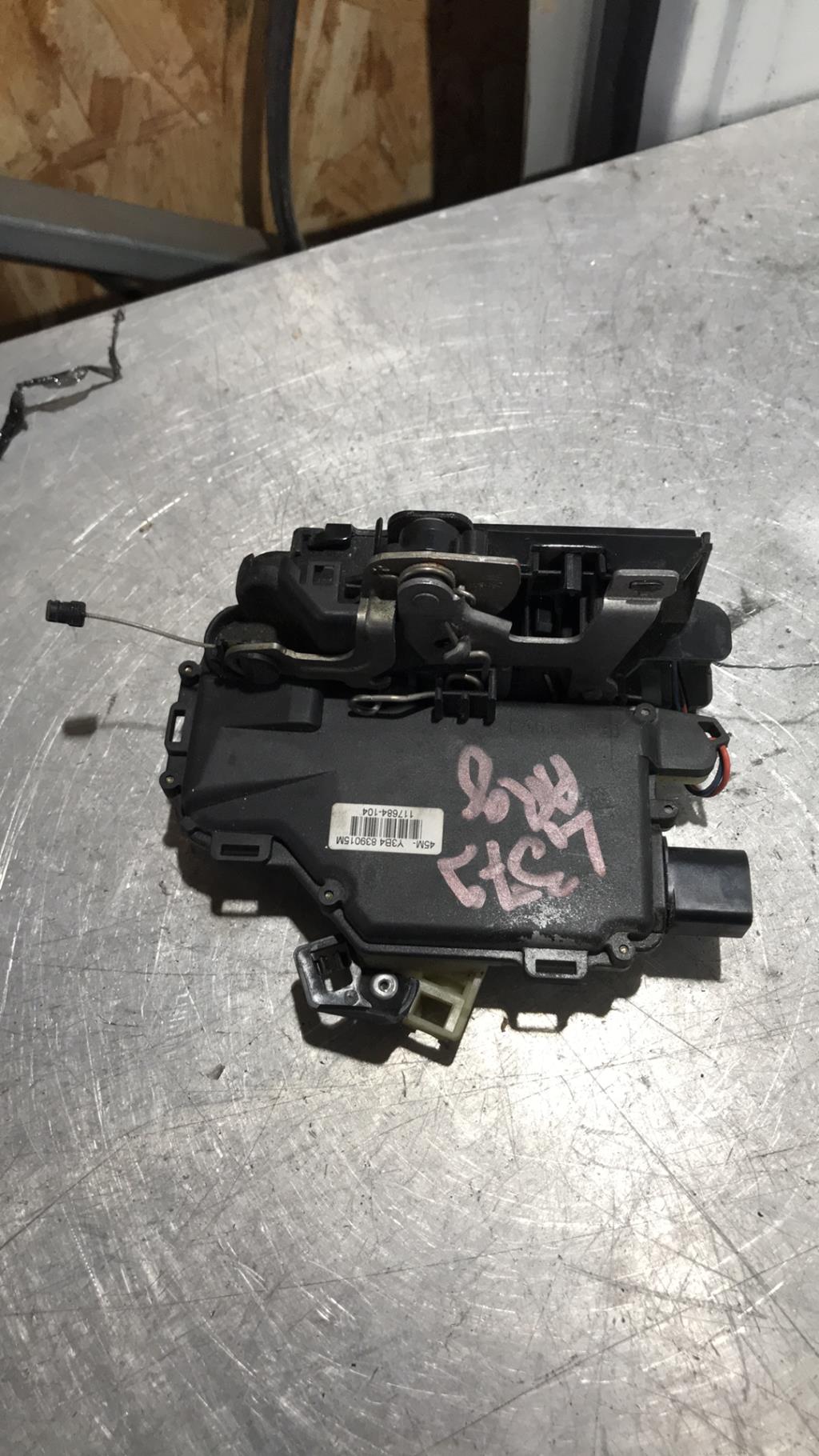 Fermeture centralisee arriere gauche SEAT LEON 1 Diesel - 1