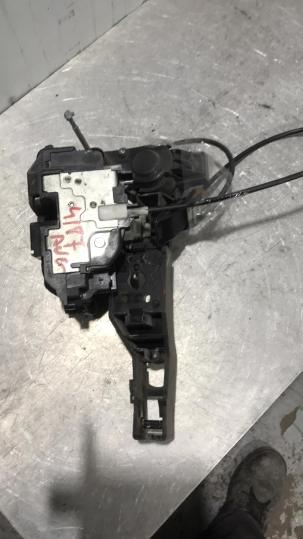 Fermeture centralisee avant gauche RENAULT MODUS PHASE 1 Diesel - 1