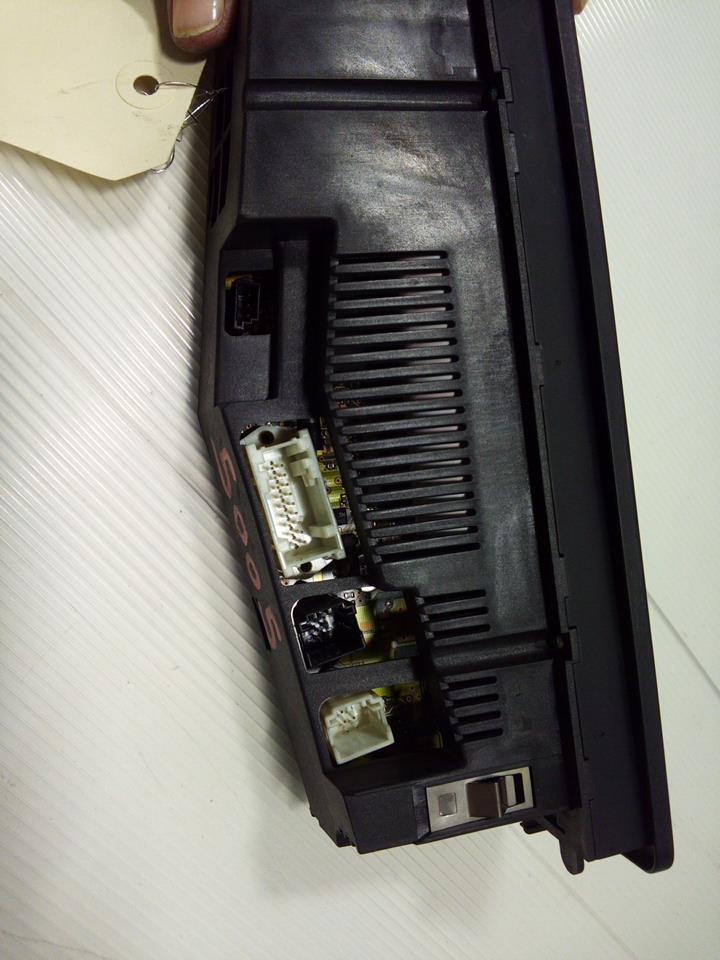Commande chauffage BMW SERIE 3 E46 PHASE 1 Essence - 1
