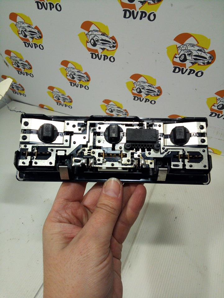 Eclairage de plafonnier BMW X3 E83 PHASE 2 Diesel - 1