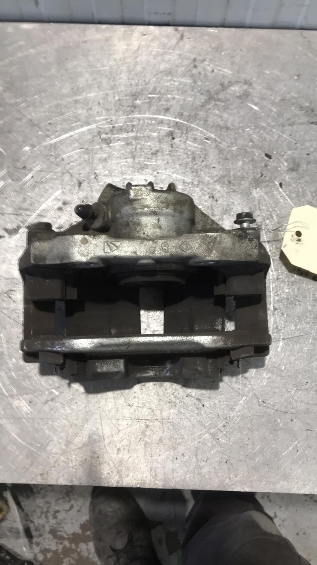 Pinza freni anteriore sinistra PEUGEOT 208 1 PHASE 2 Diésel - 1