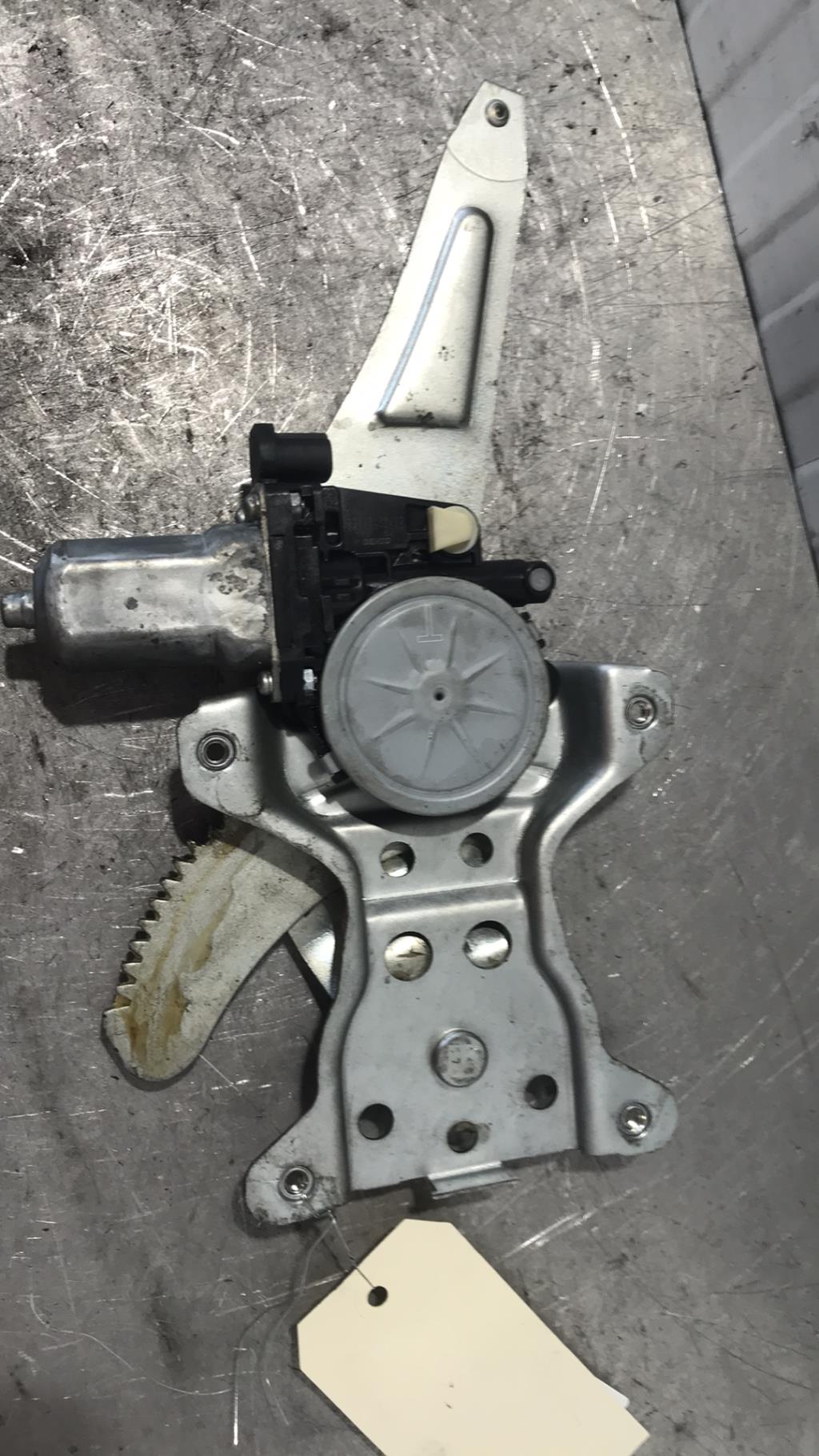 Interruttore lavacristalli posteriore sinistro SUZUKI SX4 1 Diésel - 1