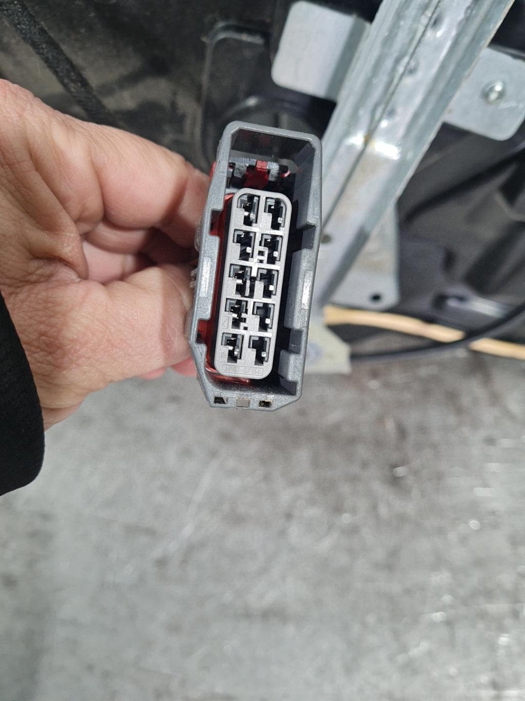 Alzacristalli manuale posteriore sinistro FORD FIESTA 5 PHASE 1 Gasolina - 1