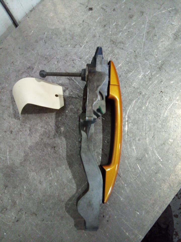 Maniglia portiera anteriore sinistra PEUGEOT 207 PHASE 1 Diésel - 1