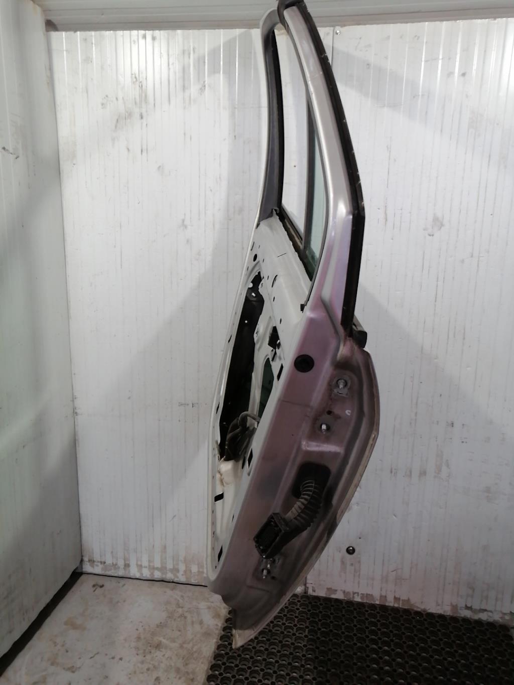 Porte avant gauche RENAULT SCENIC 2 PHASE 1 Diesel - 1