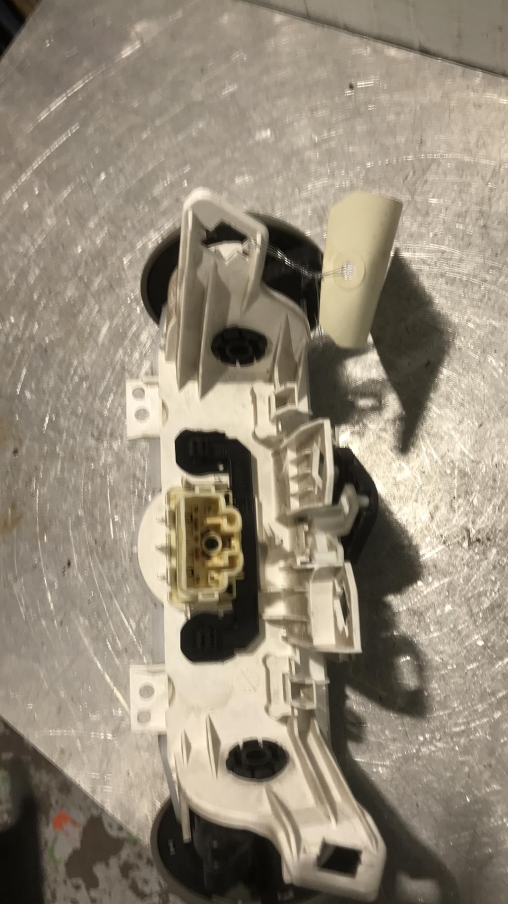 Commande chauffage TOYOTA AYGO 1 PHASE 1 Diesel - 1