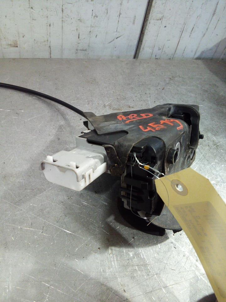 Chiusura centralizzata posteriore destra PEUGEOT 407 PHASE 1 BREAK Diésel - 1
