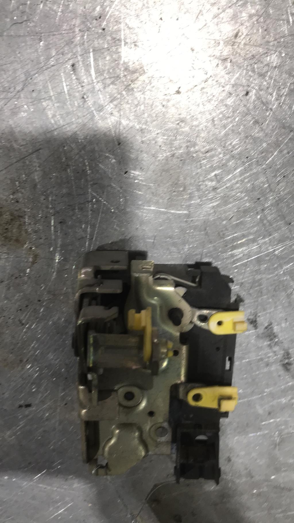 Chiusura non centralizzata anteriore sinistra RENAULT EXPRESS PHASE 1 Gasolina - 1