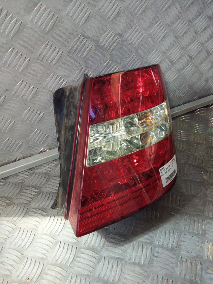 Fanale posteriore principale destro (luci) FIAT STILO Gasolina - 1