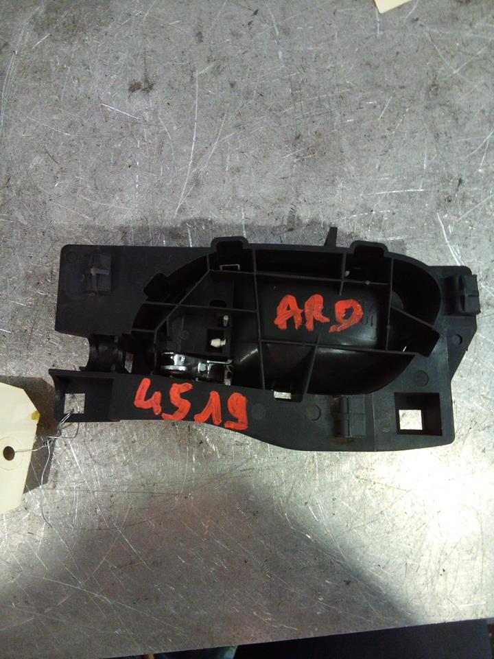 Maniglia interna posteriore destra PEUGEOT 407 PHASE 1 BREAK Diésel - 1