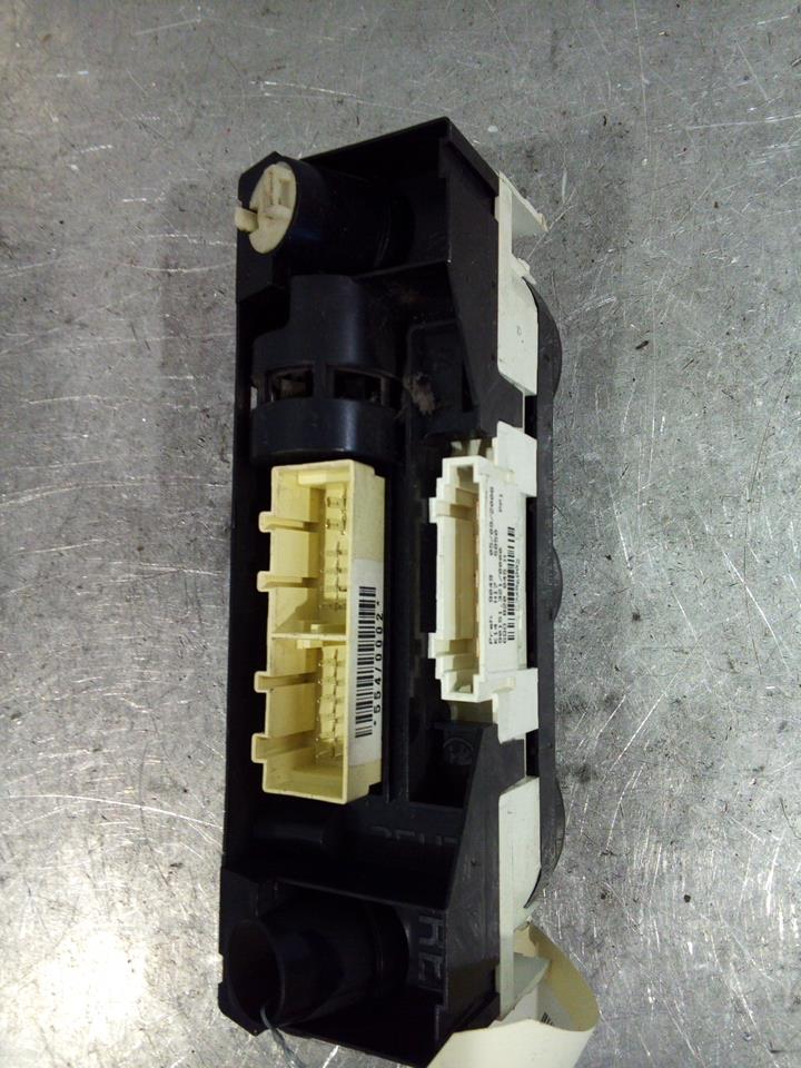 Commande chauffage VOLKSWAGEN POLO 4 PHASE 2 Diesel - 1