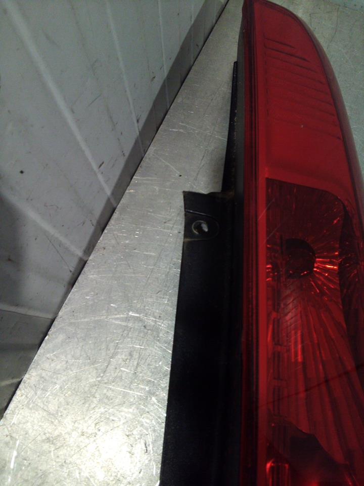 Fanale posteriore principale destro (luci) FORD FIESTA 5 PHASE 1 Gasolina - 1