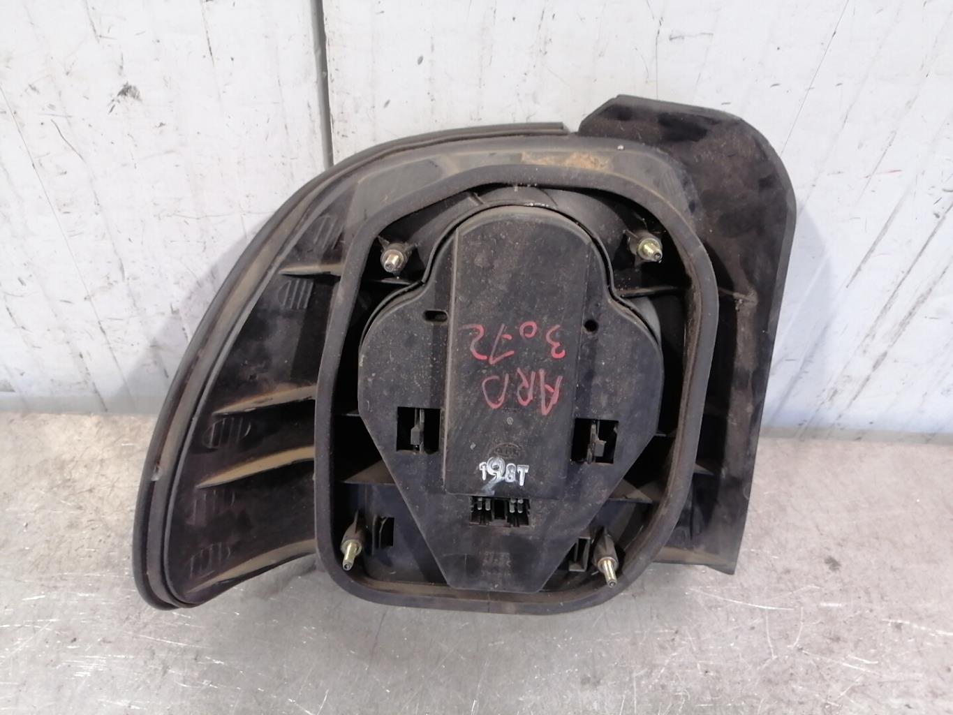 Fusee arriere droit ROVER 600 Diesel - 1