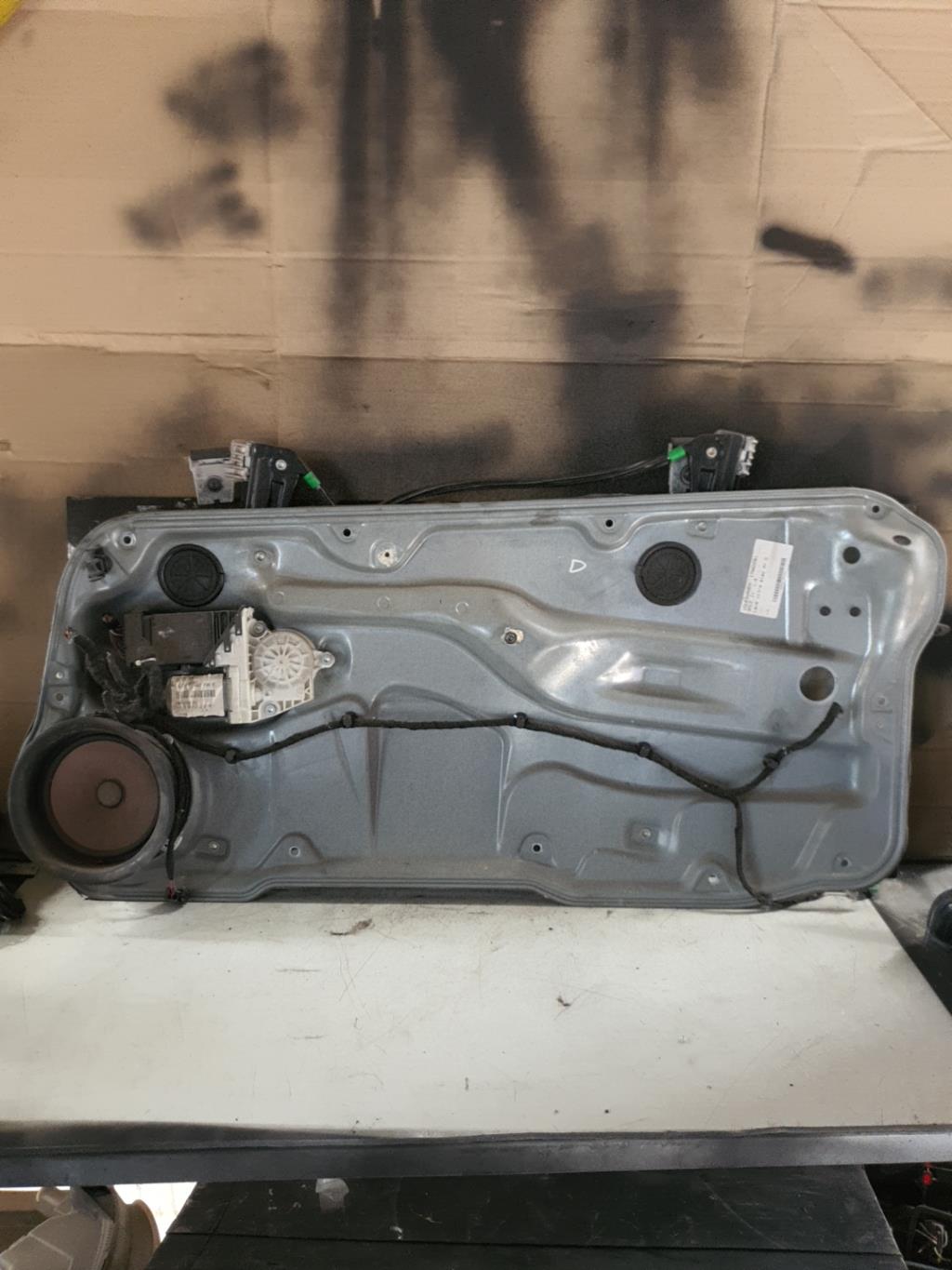 Alzacristalli elettrico anteriore destro VOLKSWAGEN GOLF 4 Diésel - 1