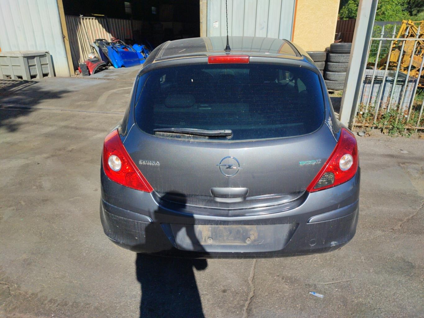 Interruttore luci emergenza OPEL CORSA D PHASE 1 Diésel - 1
