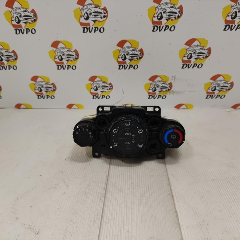 Commande chauffage FORD FIESTA 6 PHASE 2 Essence - 1