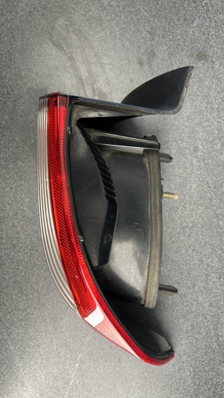 Fanale posteriore principale destro (luci) RENAULT LAGUNA 2 PHASE 1 Diésel - 1