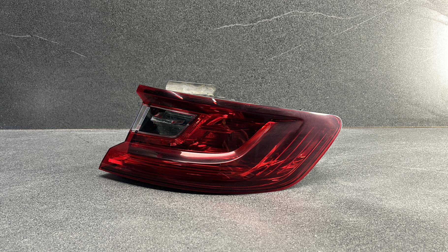 Fanale posteriore principale destro (luci) RENAULT MEGANE 4 PHASE 1 Diésel - 1